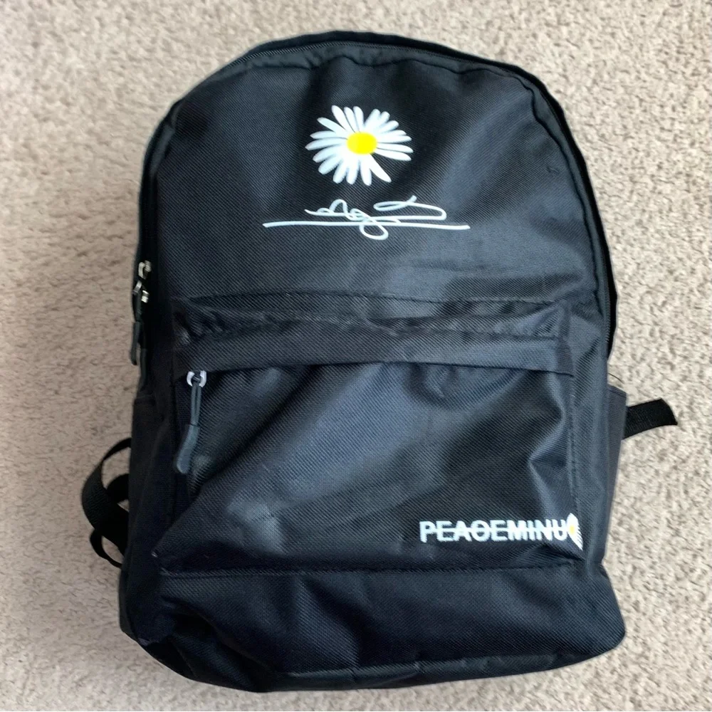 Daisy Black Midi Backpack